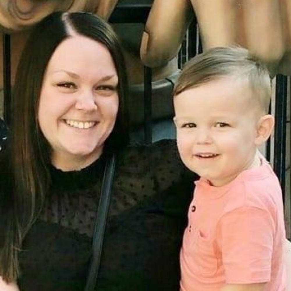 Meet your Posher, Ashley